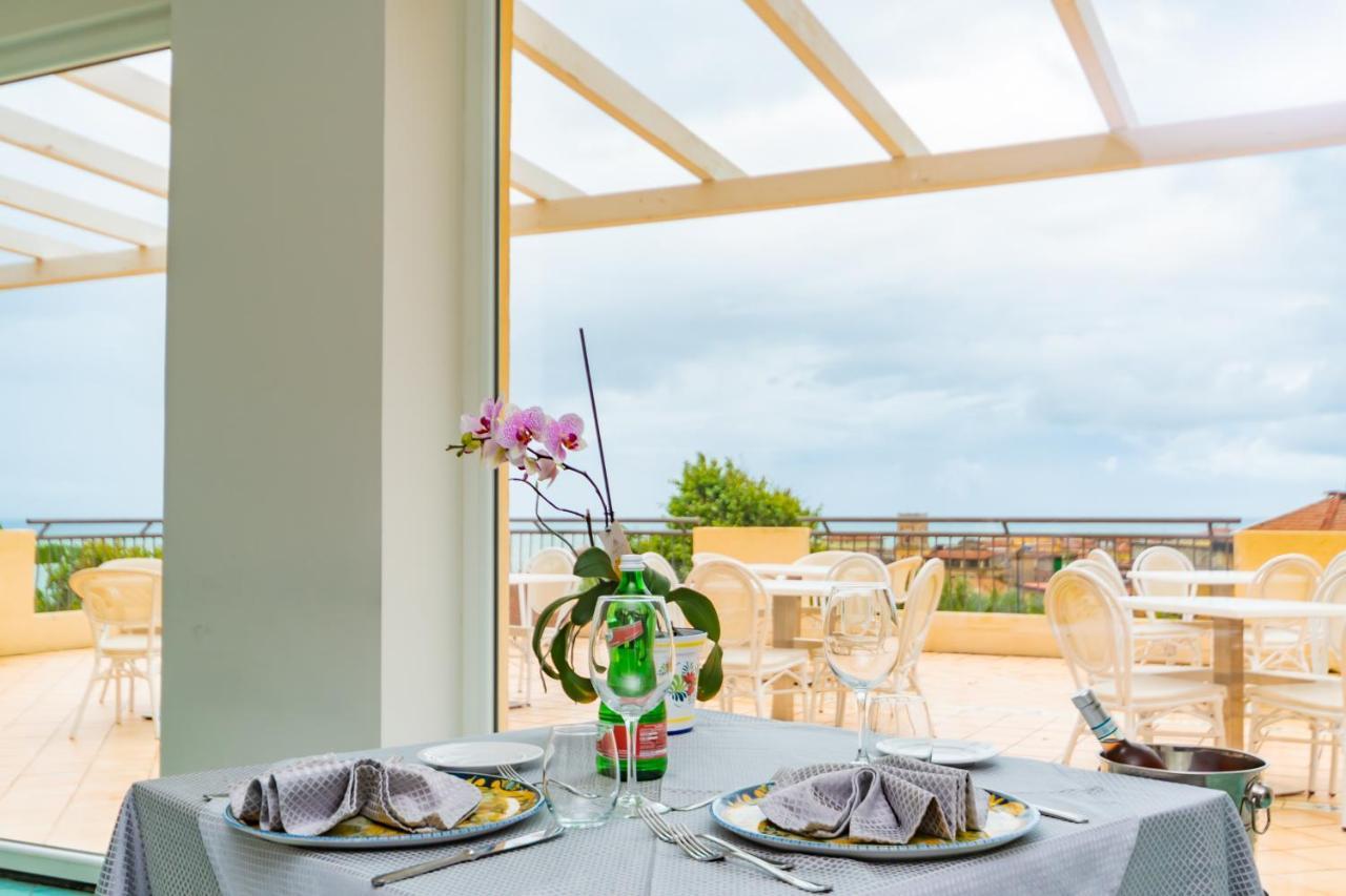 Hotel America Marina di Camerota Zewnętrze zdjęcie