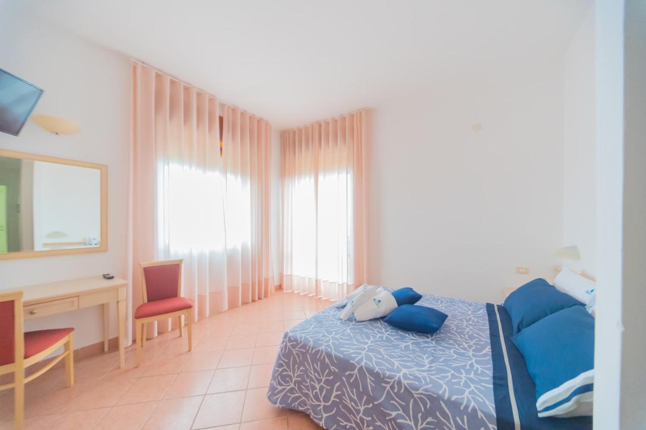 Hotel America Marina di Camerota Zewnętrze zdjęcie