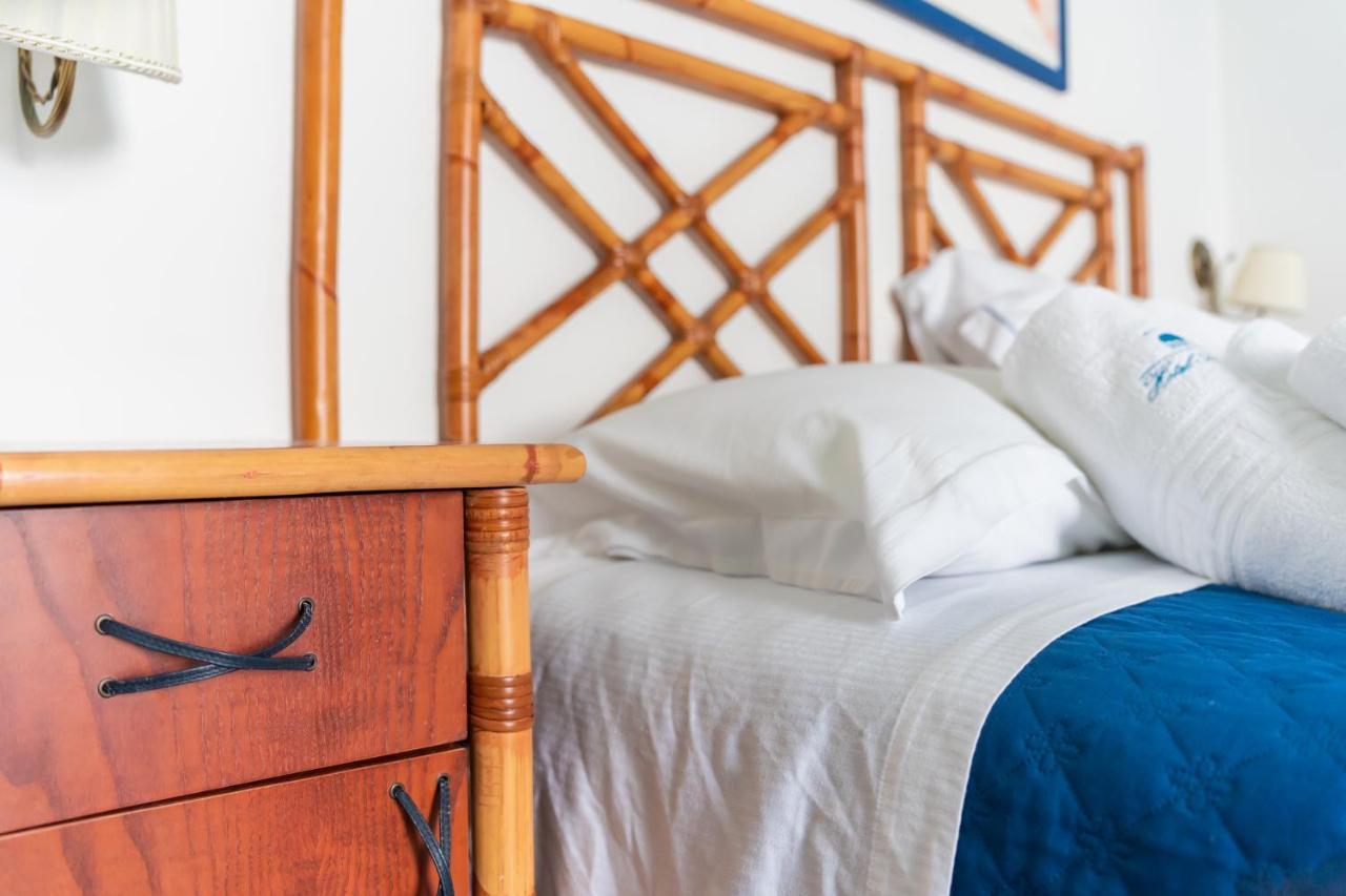 Hotel America Marina di Camerota Zewnętrze zdjęcie