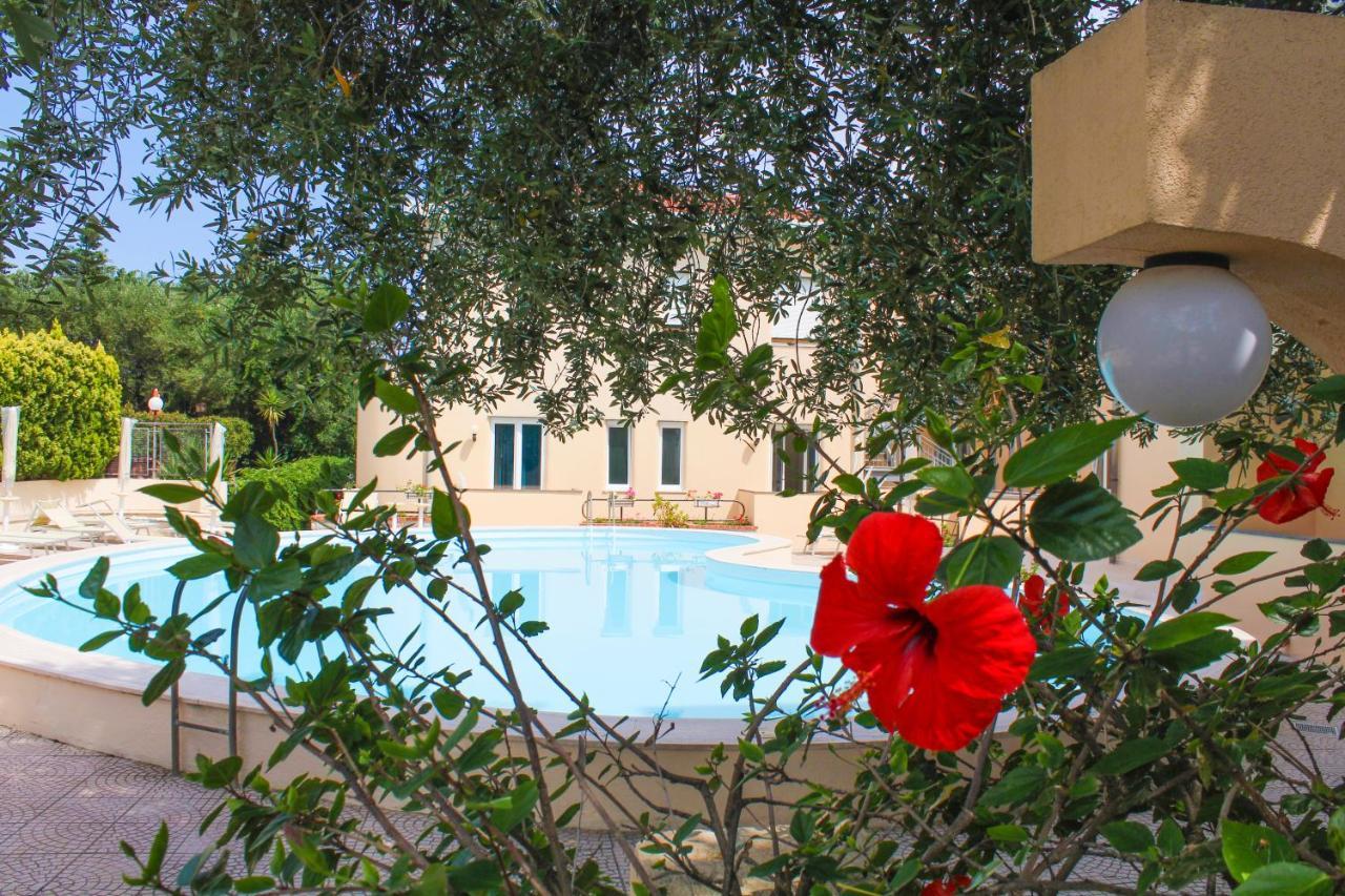 Hotel America Marina di Camerota Zewnętrze zdjęcie