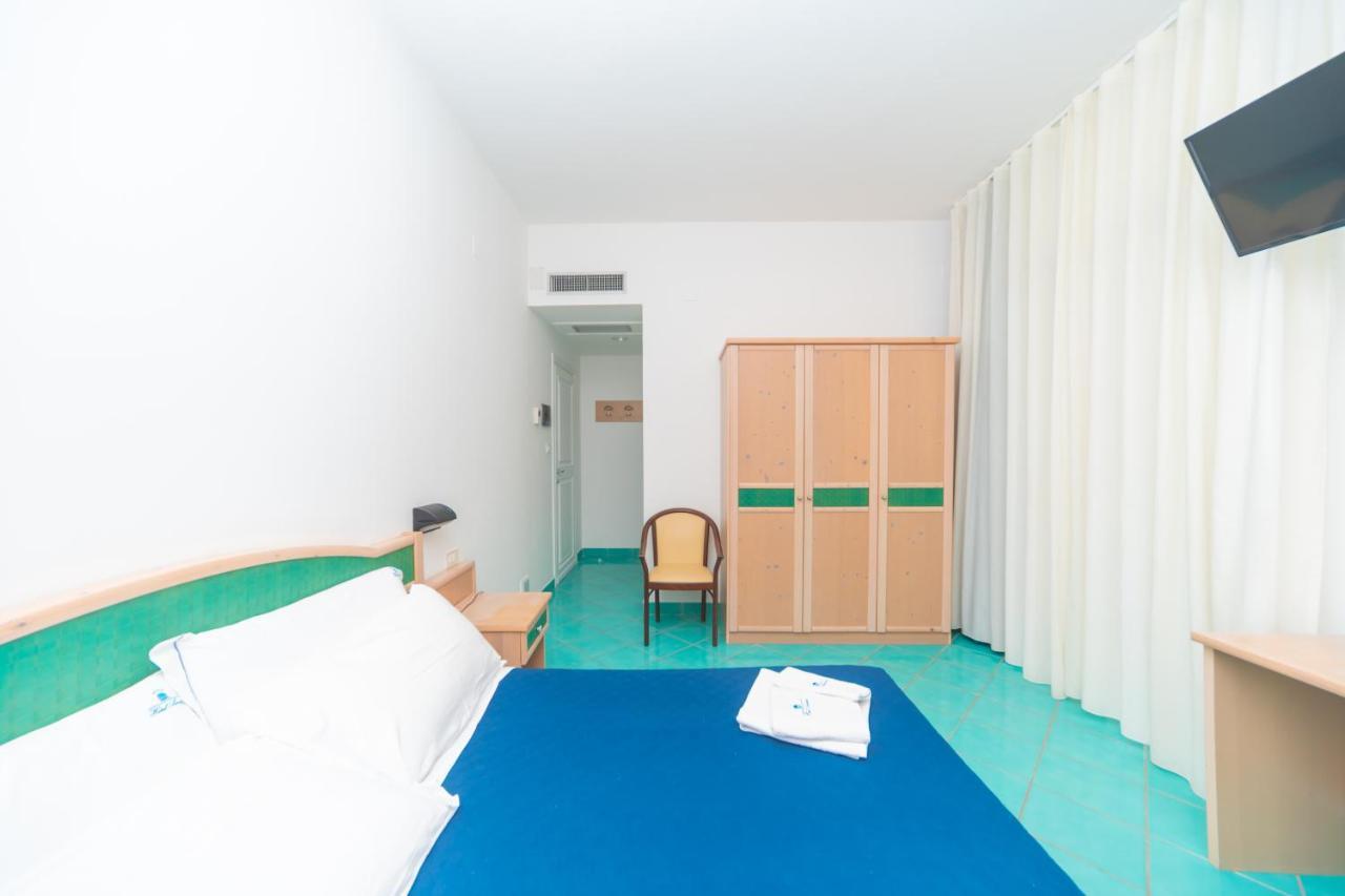 Hotel America Marina di Camerota Zewnętrze zdjęcie