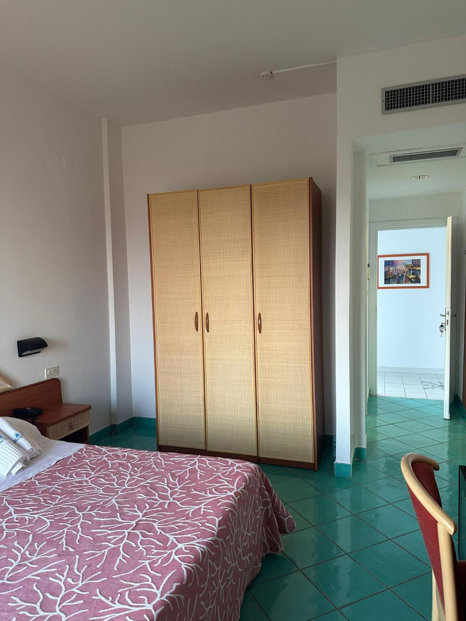 Hotel America Marina di Camerota Zewnętrze zdjęcie