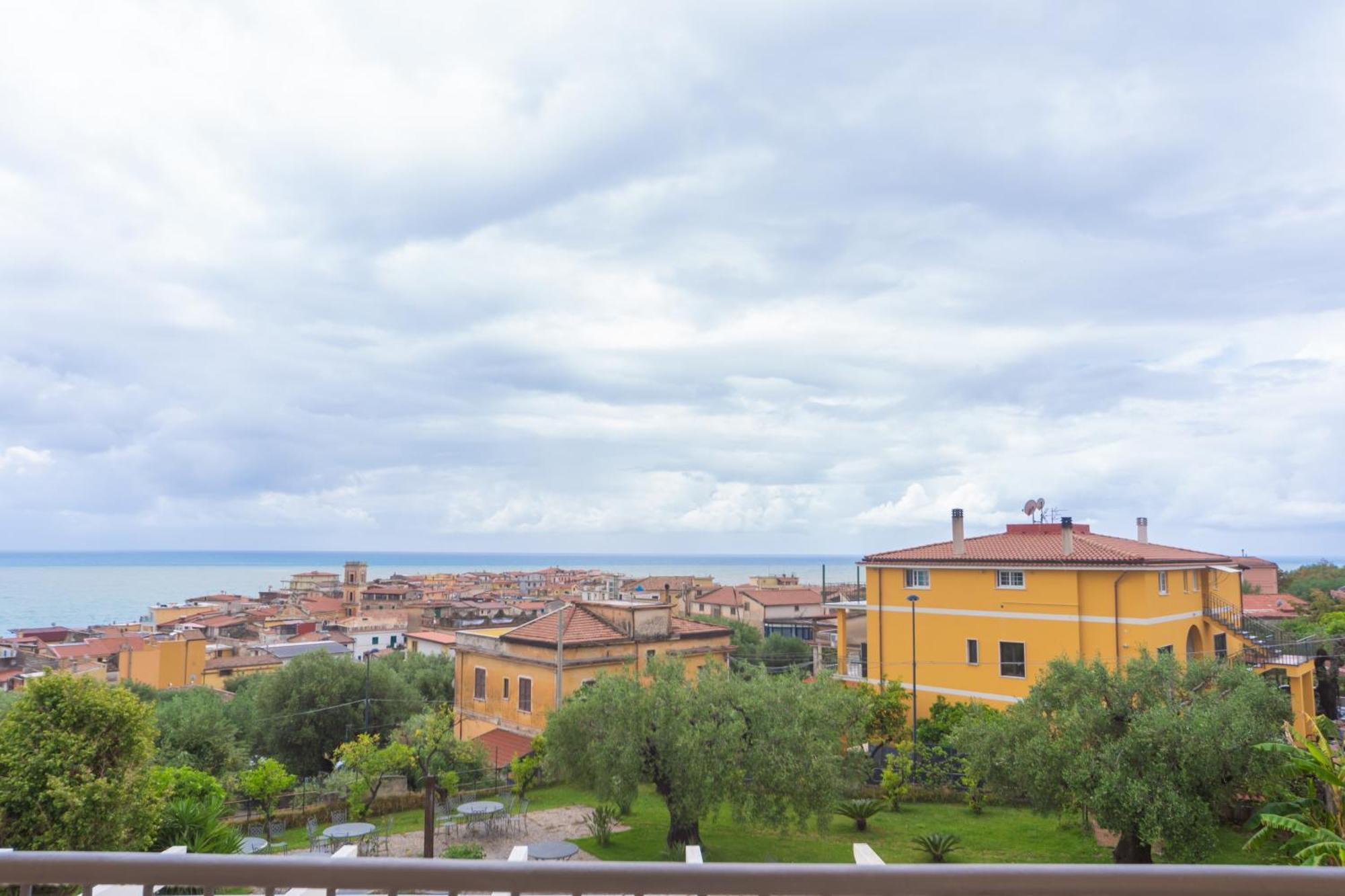 Hotel America Marina di Camerota Zewnętrze zdjęcie