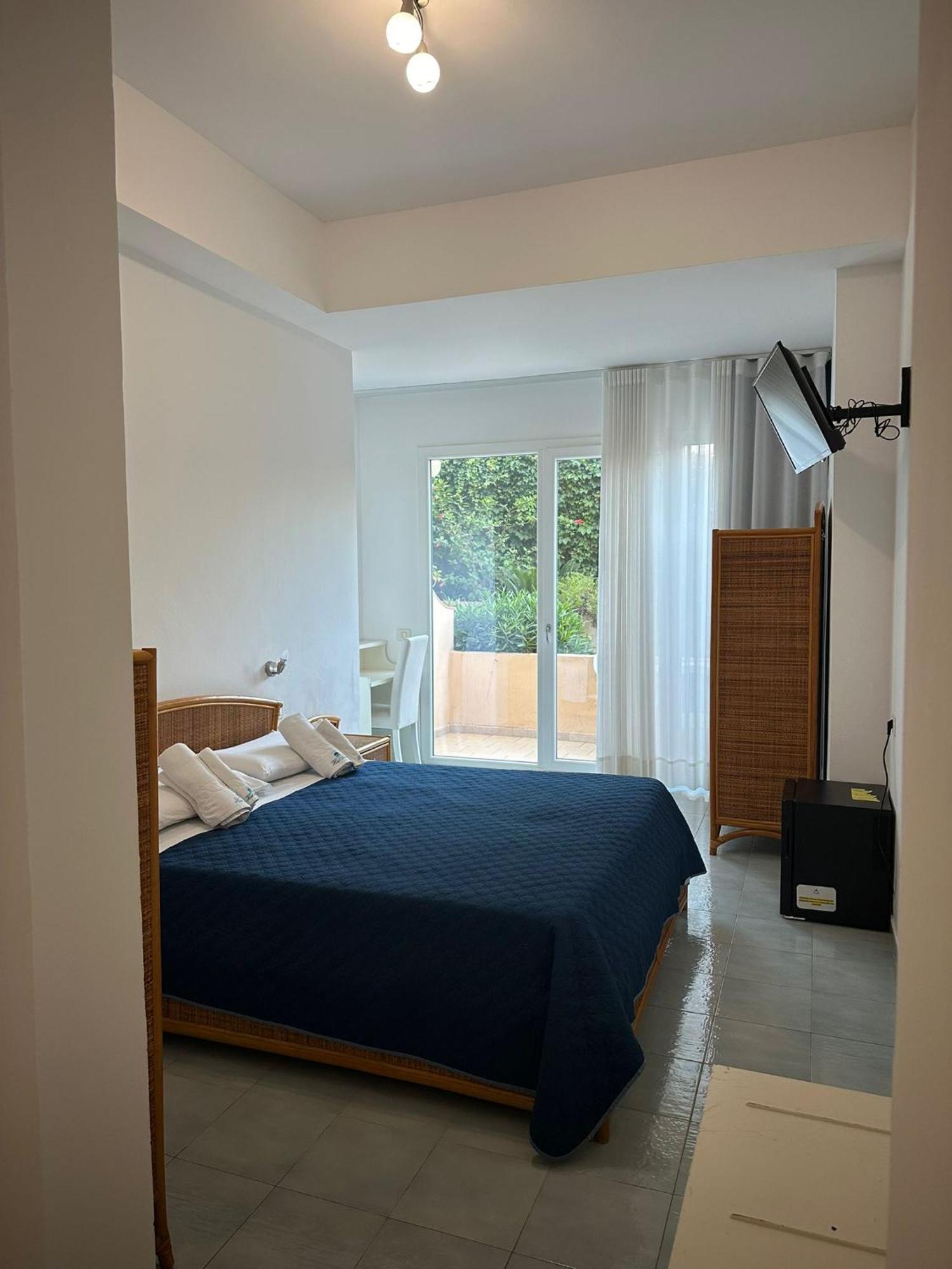 Hotel America Marina di Camerota Zewnętrze zdjęcie