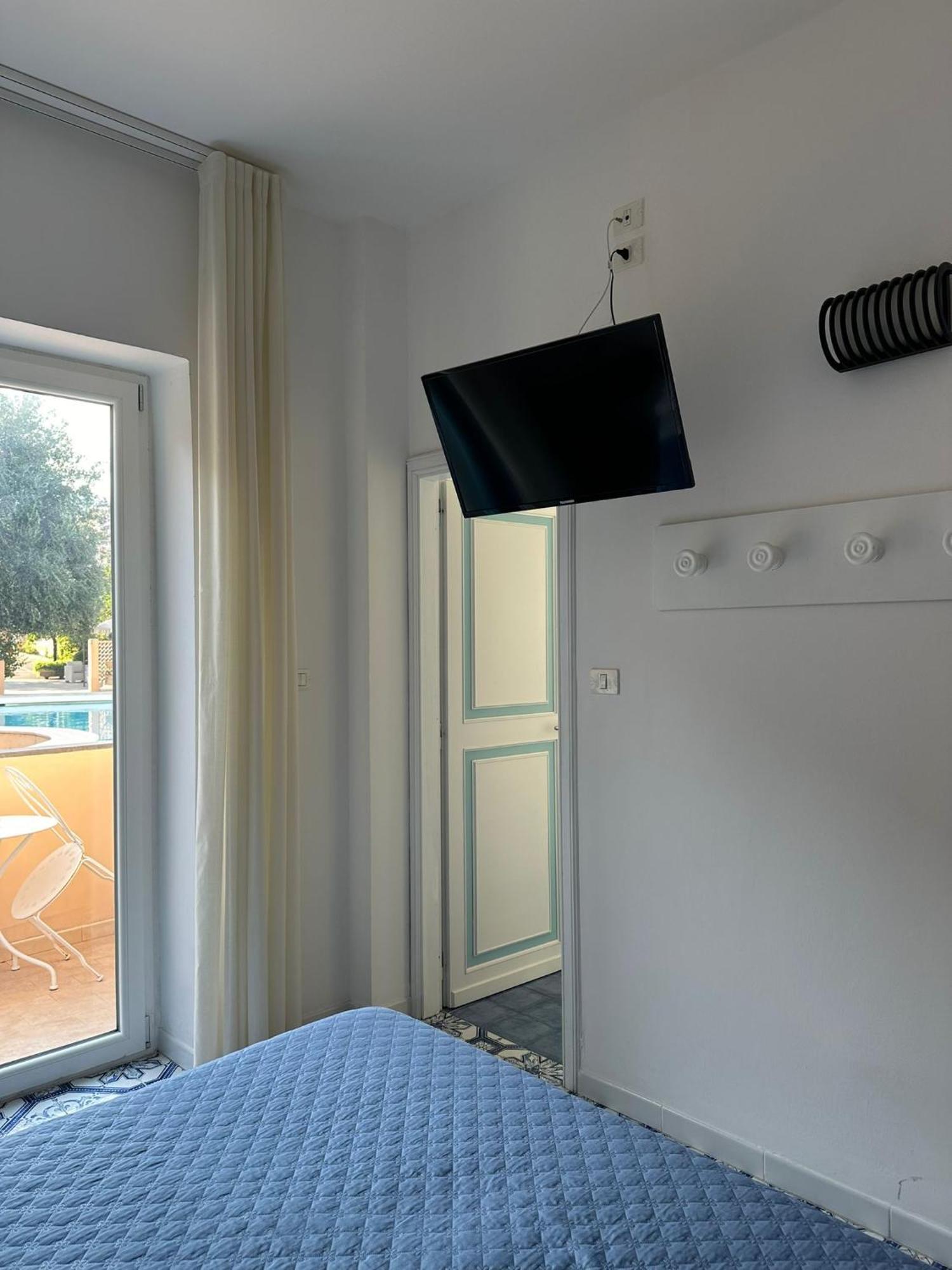 Hotel America Marina di Camerota Zewnętrze zdjęcie