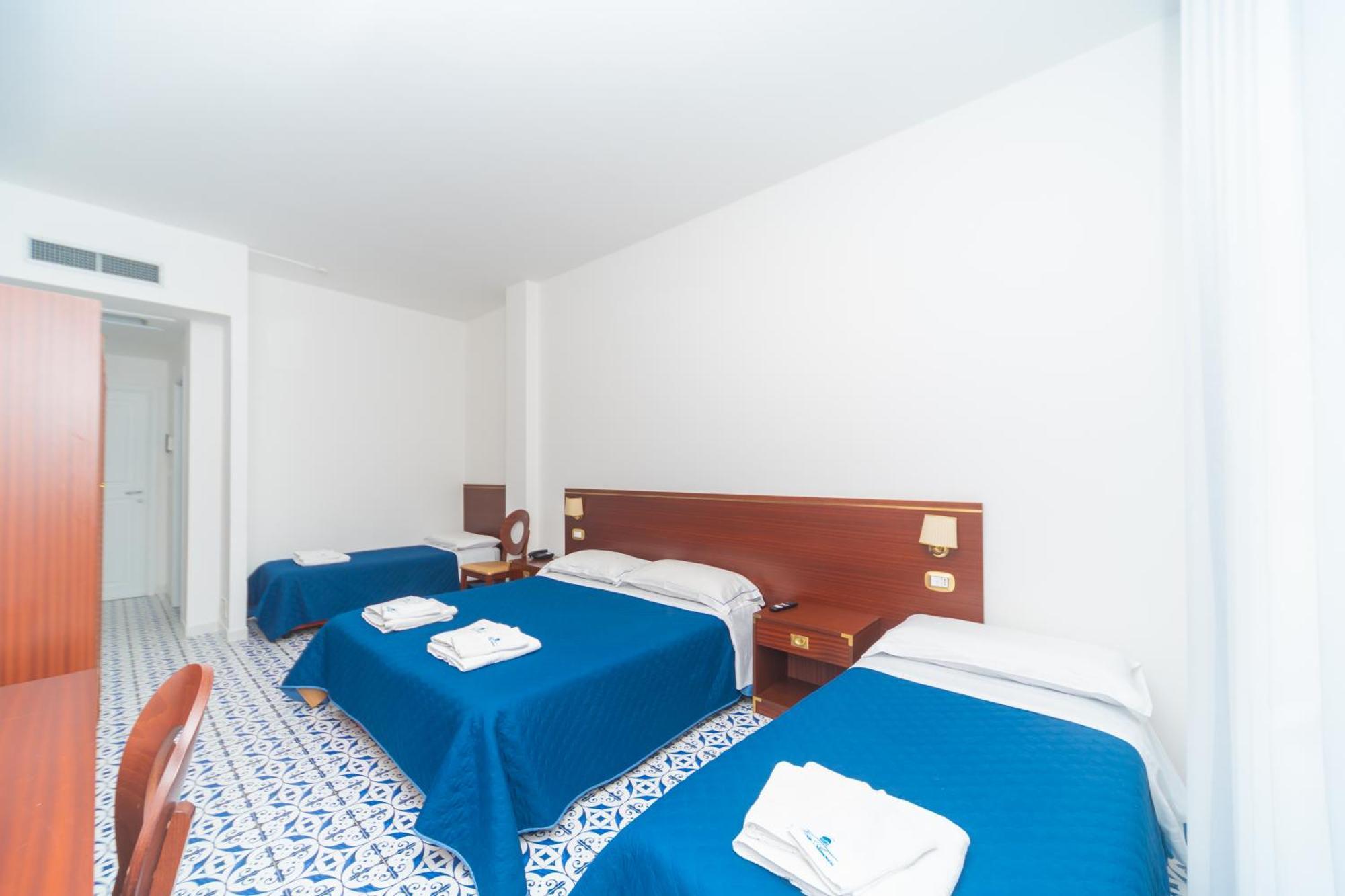 Hotel America Marina di Camerota Zewnętrze zdjęcie